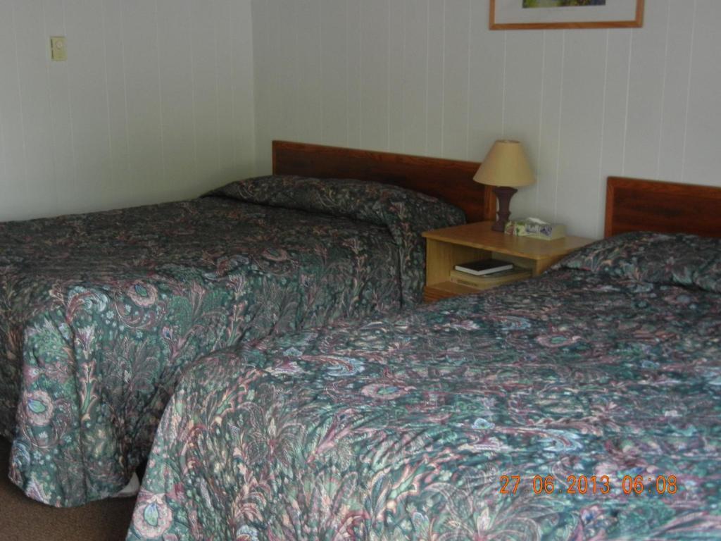 Pleasant View Motel Summerland Bilik gambar