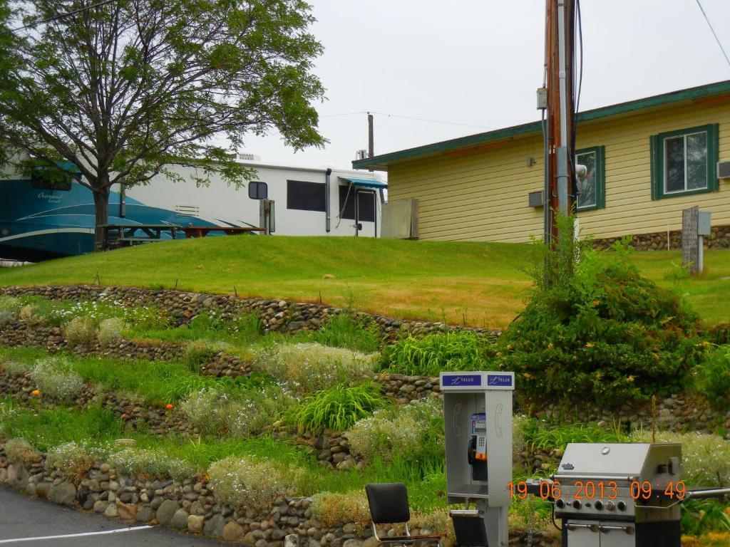 Pleasant View Motel Summerland Luaran gambar