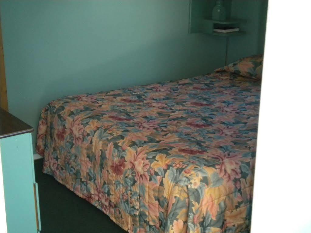 Pleasant View Motel Summerland Luaran gambar
